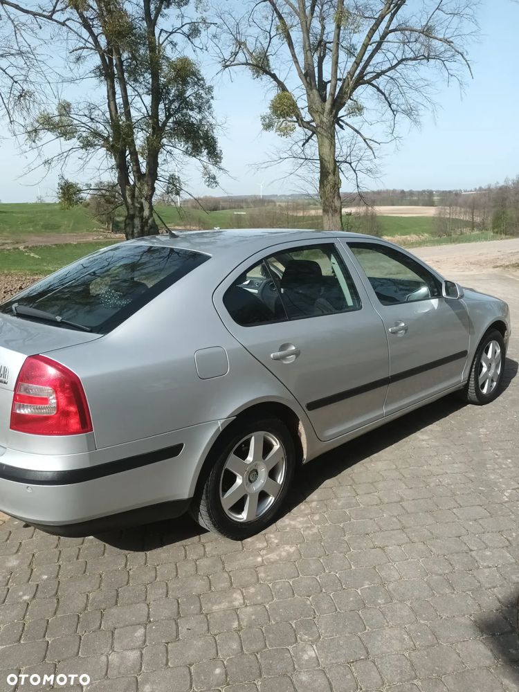 Skoda Octavia 2.0 TDI Ambiente - 24