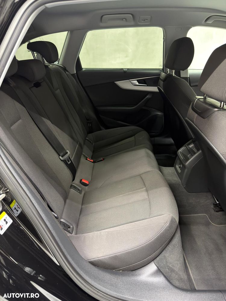 Audi A4 40 TDI quattro S tronic MHEV Basic - 24