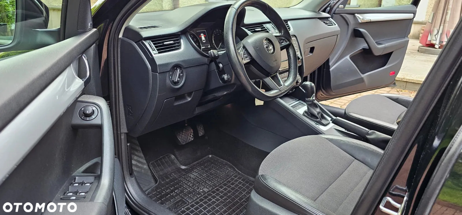Skoda Octavia 2.0 TDI Style DSG - 28