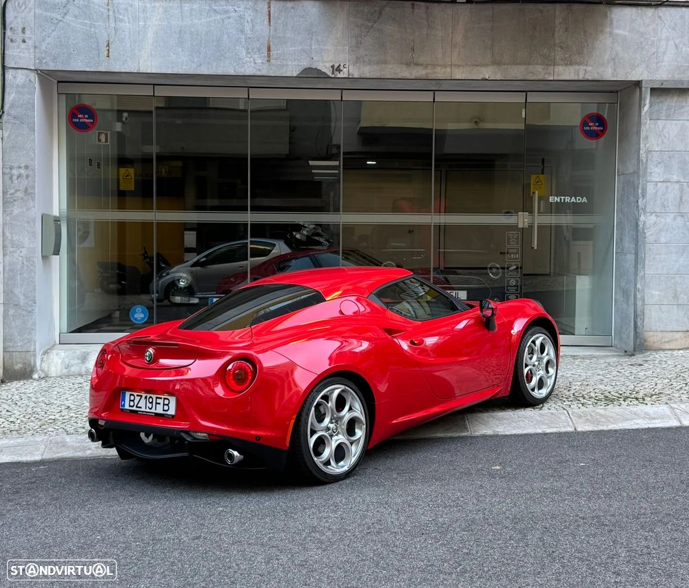Alfa Romeo 4C 1750 TBi - 4
