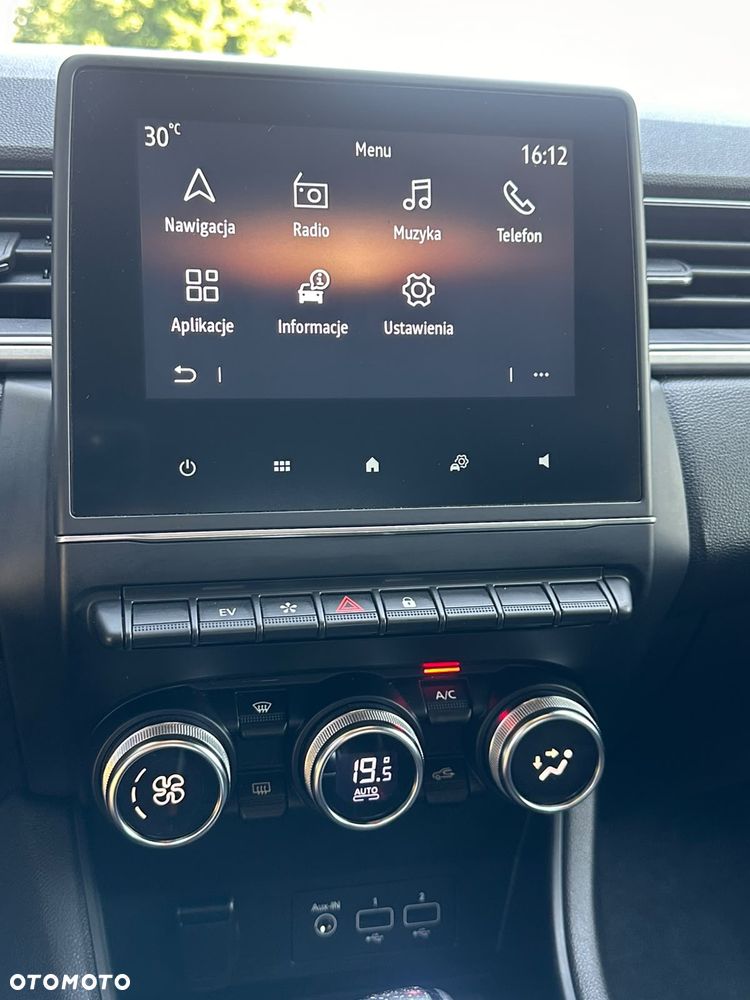 Renault Captur E-TECH Full 145 TECHNO - 16