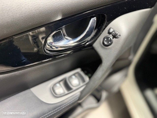 Nissan Qashqai 1.5 dCi Acenta DCT - 9