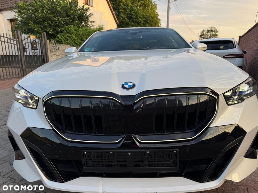 BMW Seria 5 520d xDrive mHEV M Sport - 19
