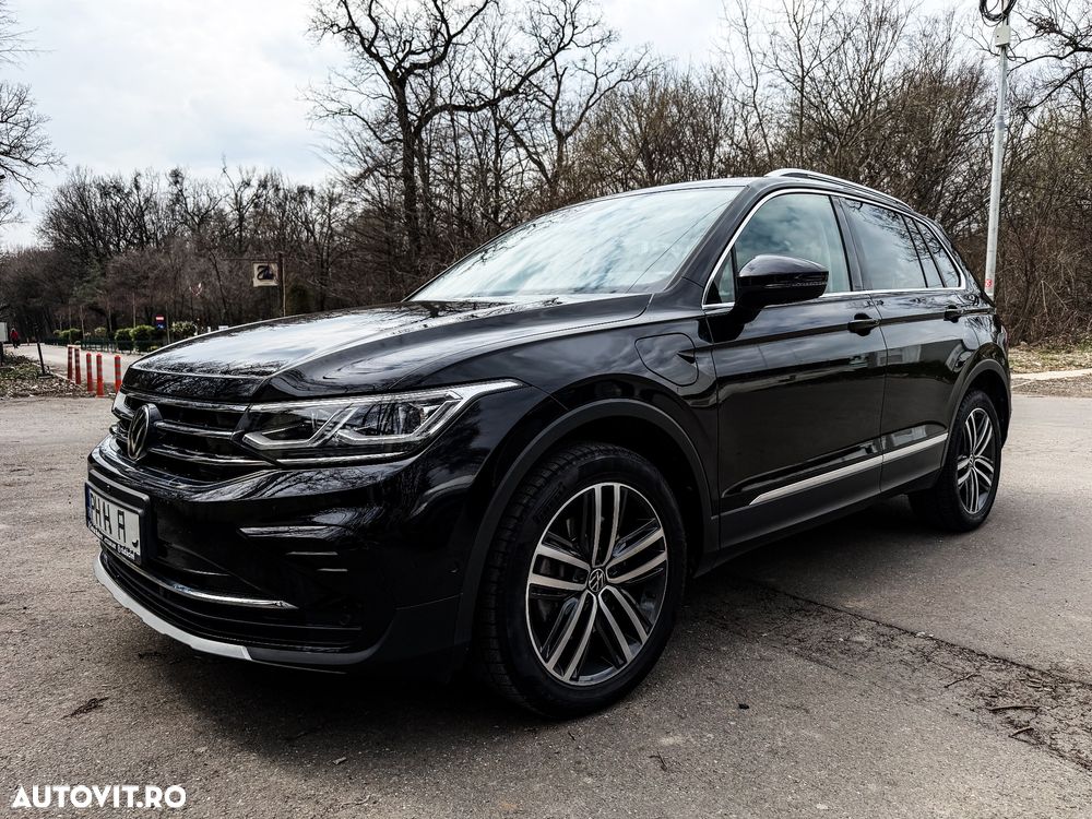 Volkswagen Tiguan - 11