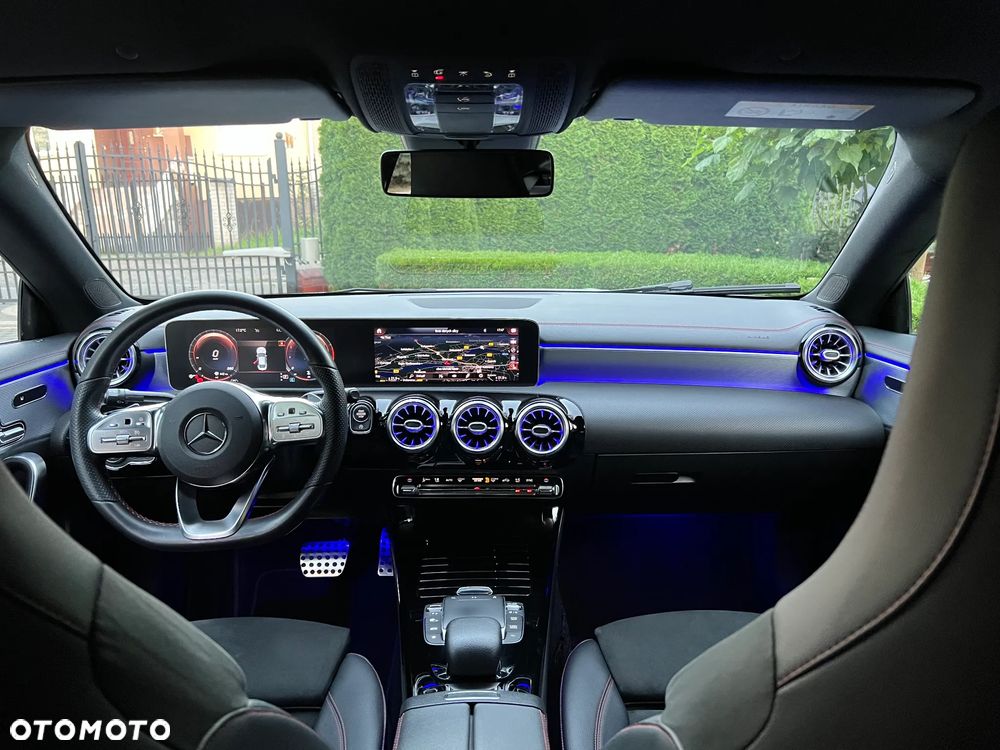 Mercedes-Benz CLA 200 AMG Line 7G-DCT - 26