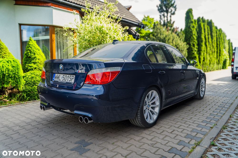 BMW M5 Standard - 4