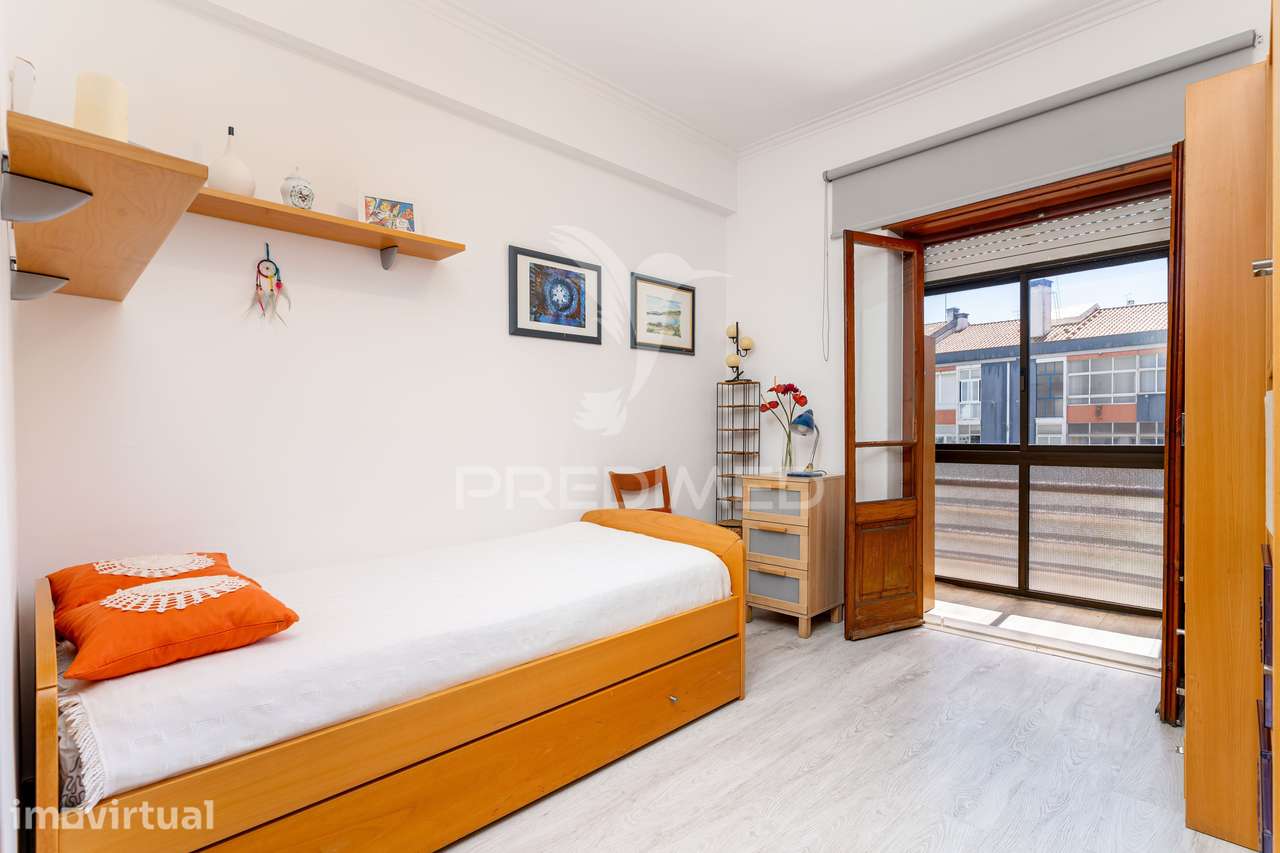 Apartamento T2 com elevador - Às portas de Lisboa - Grande imagem: 4/29
