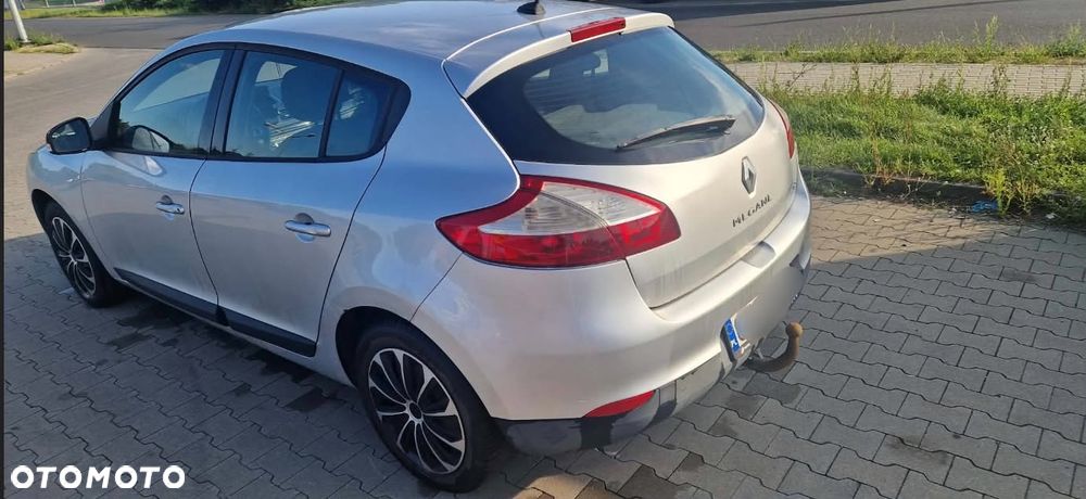 Renault Megane 1.5 dCi Expression - 9