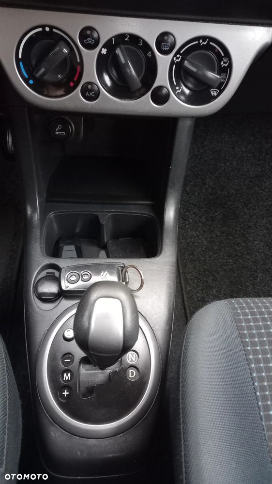 Suzuki Swift - 14