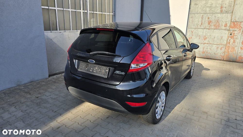 Ford Fiesta 1.25 Trend - 25
