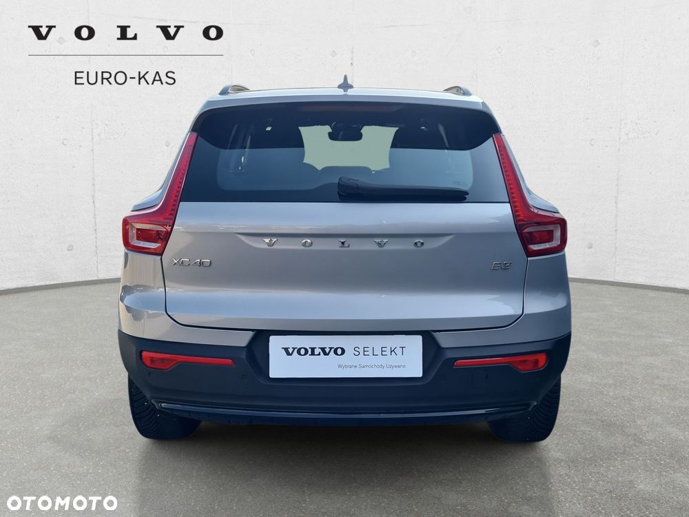 Volvo XC 40 - 6