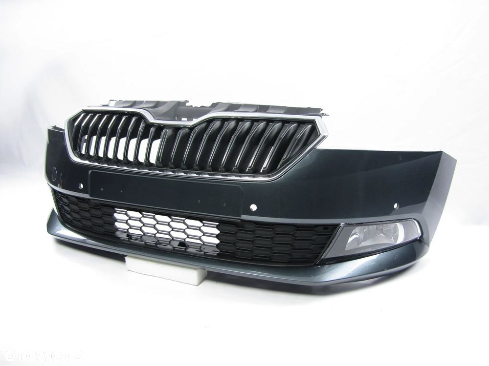 Zderzak przedni Skoda Fabia 6V 18 - 21 Pdc-4 Lakier LF7Y - 11