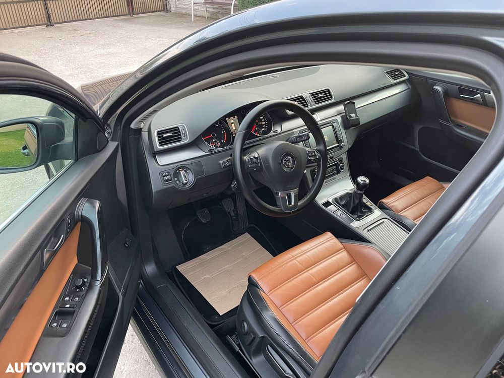Volkswagen Passat - 13