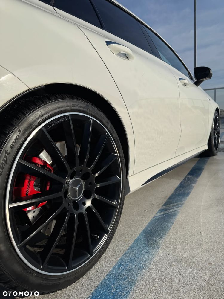 Mercedes-Benz CLA - 9