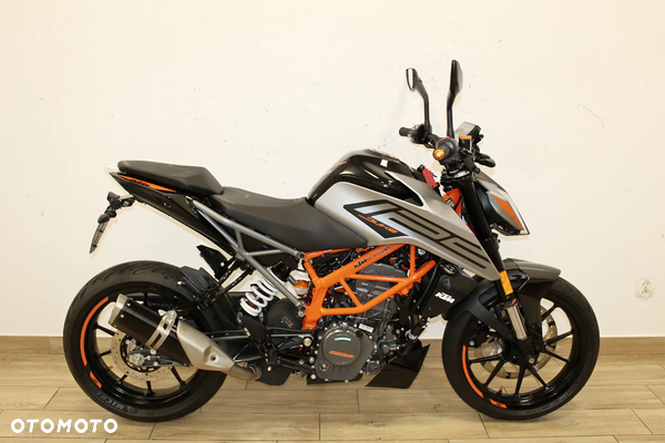 KTM Duke