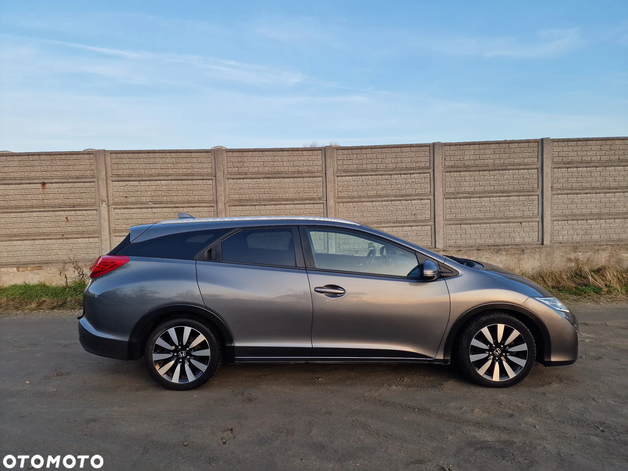 Honda Civic Tourer 1.6 i-DTEC Lifestyle - 28