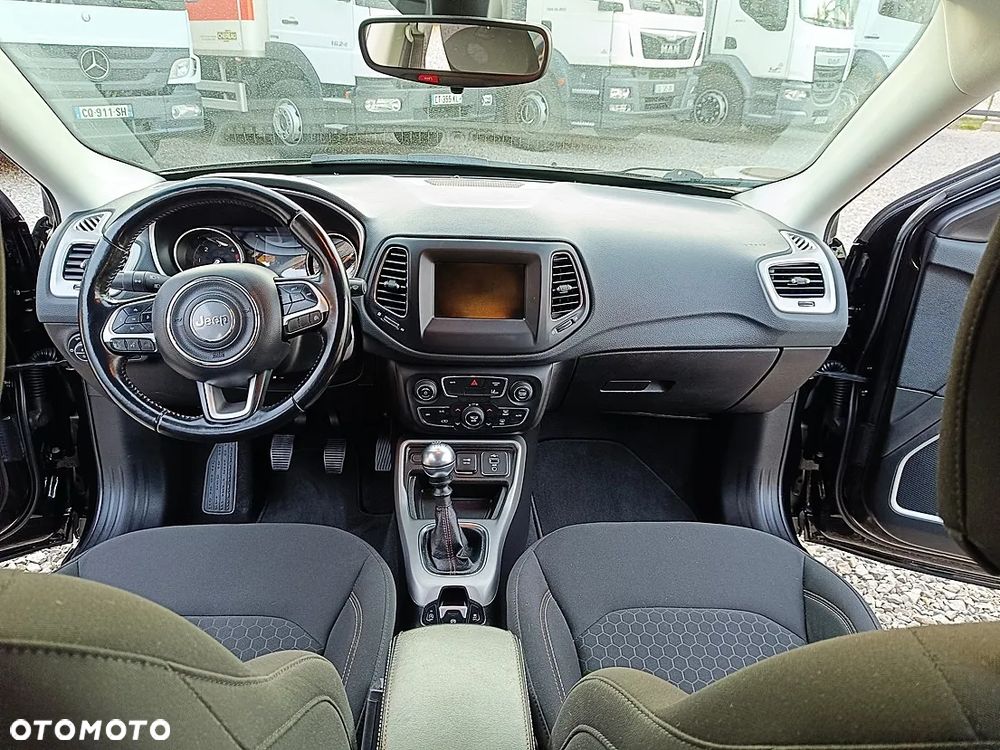 Jeep Compass 1.3 TMair Longitude FWD S&S - 18