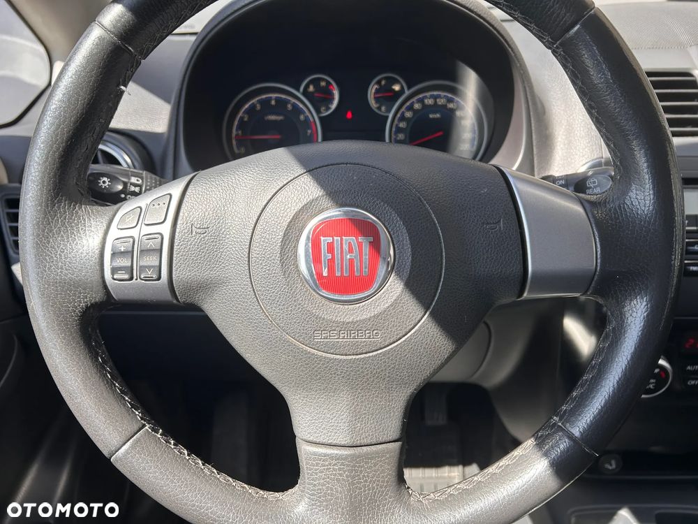 Fiat Sedici 1.6 16V 4x2 Emotion - 19