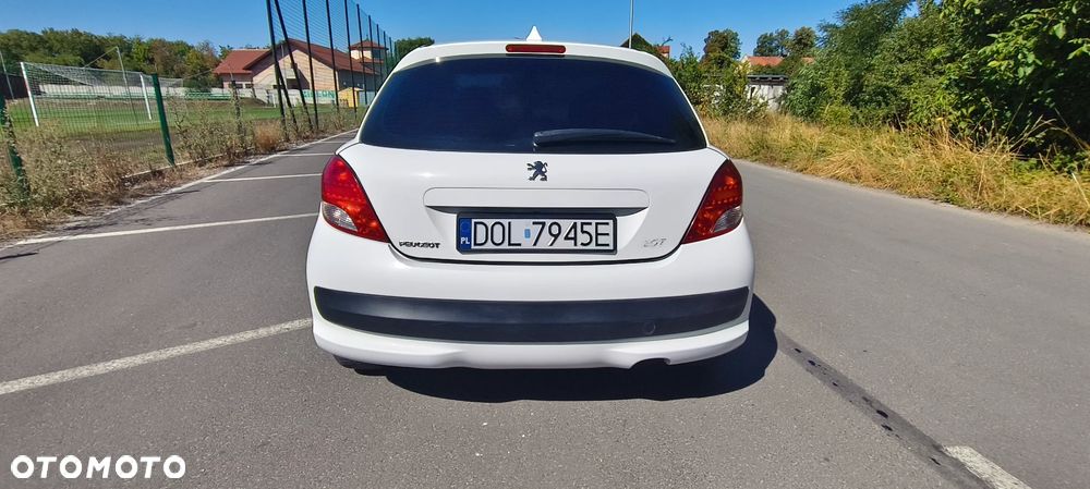 Peugeot 207 1.4 HDi Presence - 6