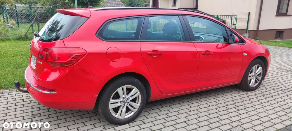 Opel Astra 1.4 T Enjoy - 4