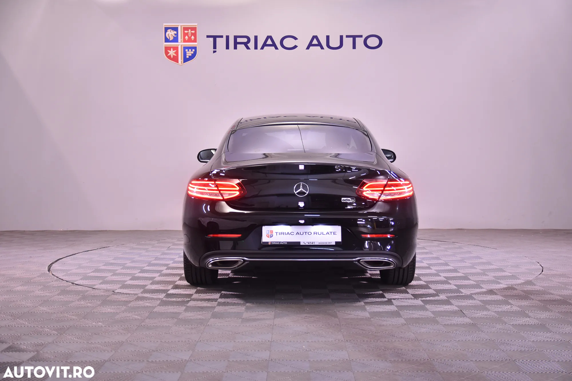 Mercedes-Benz C 200 Coupe Aut. - 4