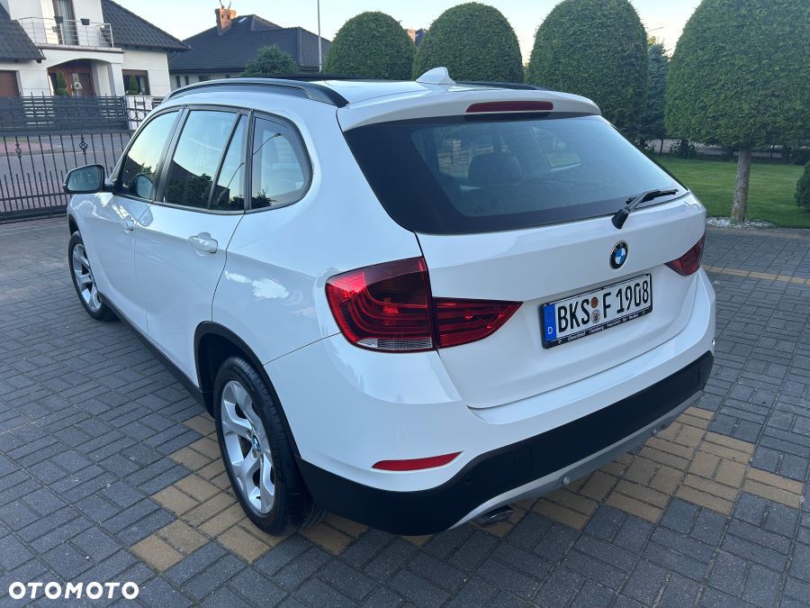 BMW X1 xDrive20d Sport Line - 4