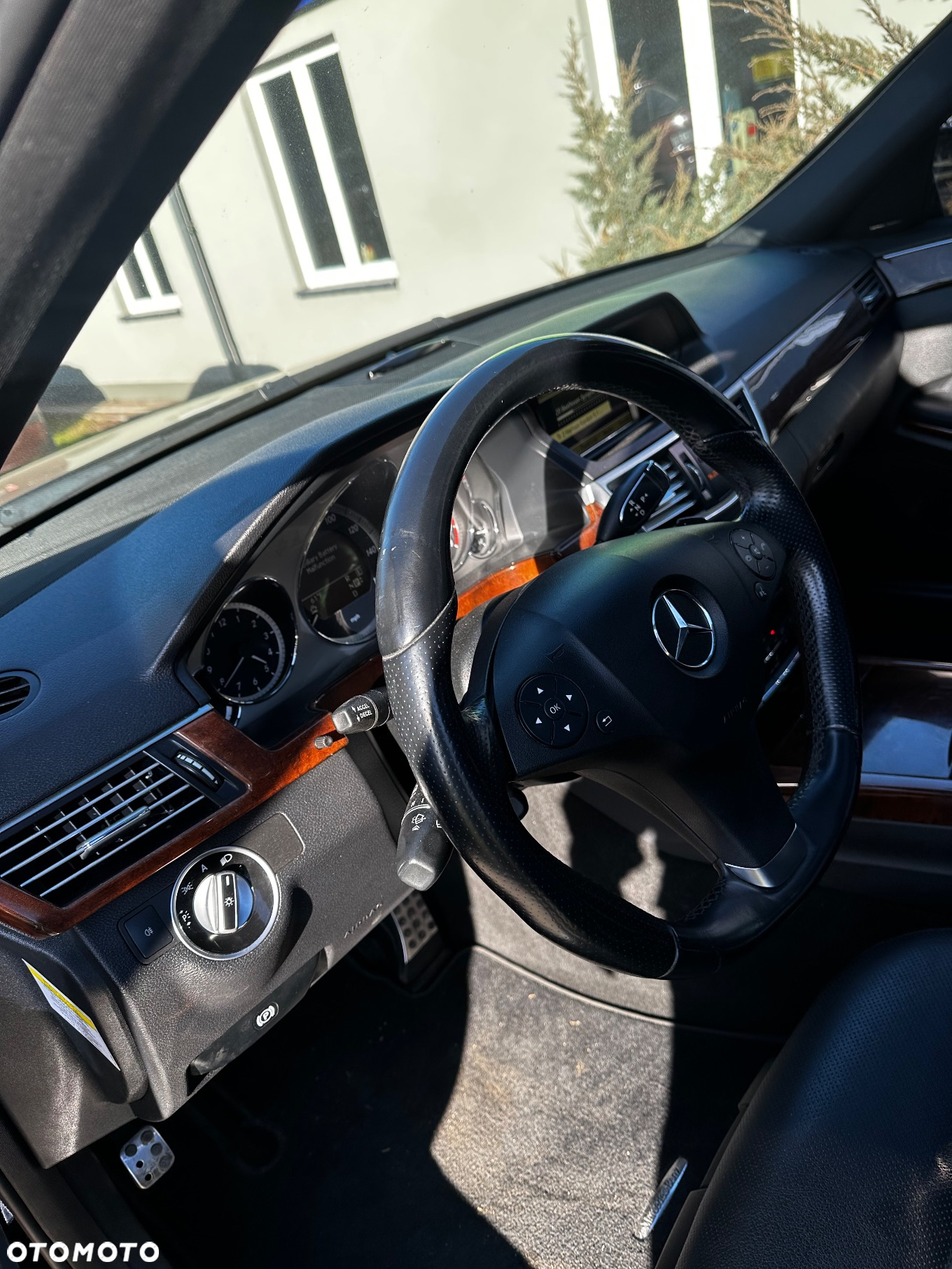 Mercedes-Benz Klasa E 500 Avantgarde - 17