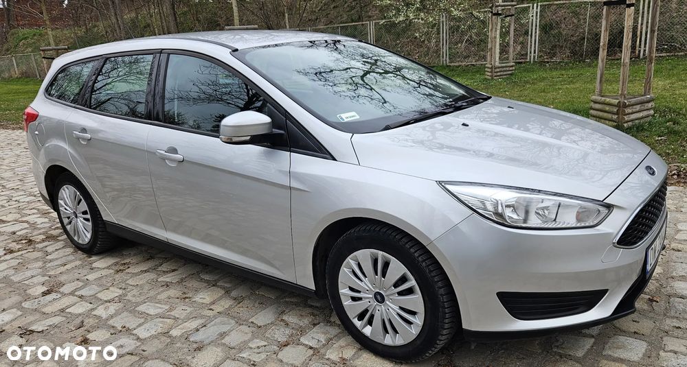 Ford Focus 1.6 SYNC Edition - 1