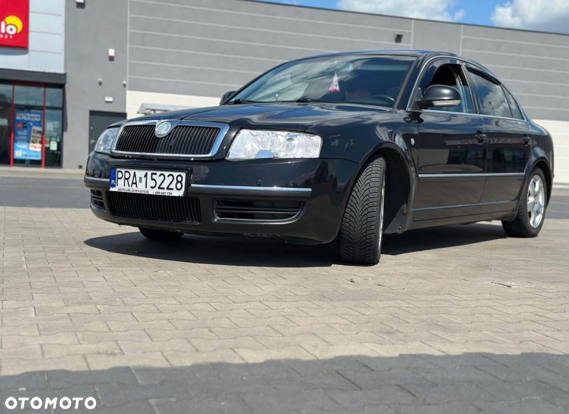Skoda Superb - 2
