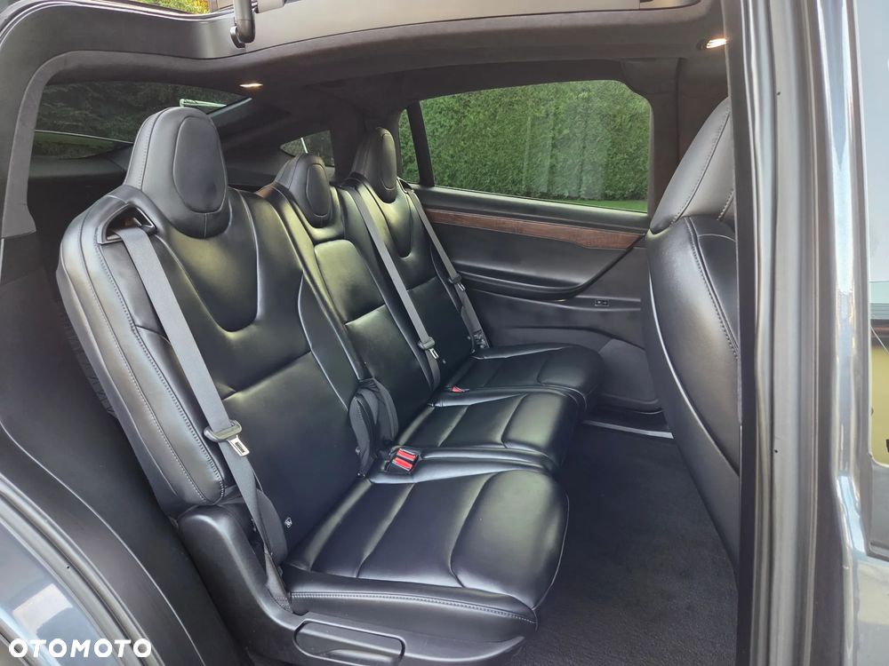 Tesla Model X Maximale Reichweite - 33