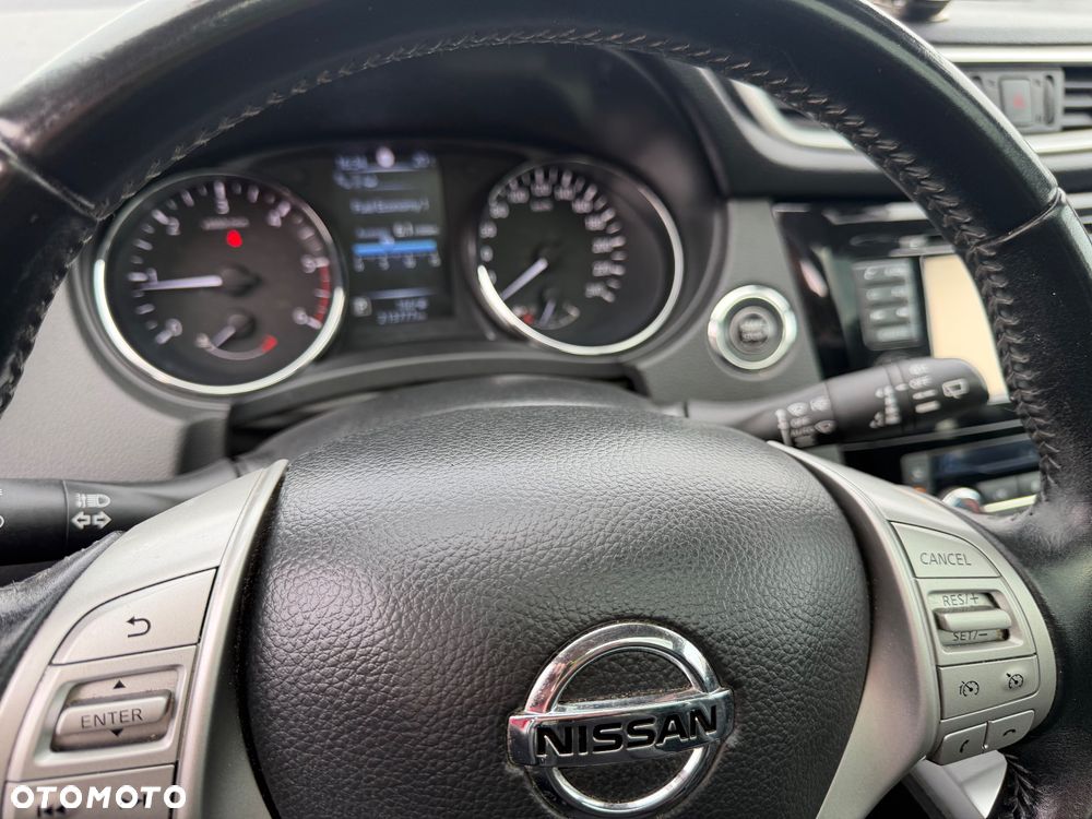 Nissan Qashqai 1.6 DCi Tekna Xtronic - 24