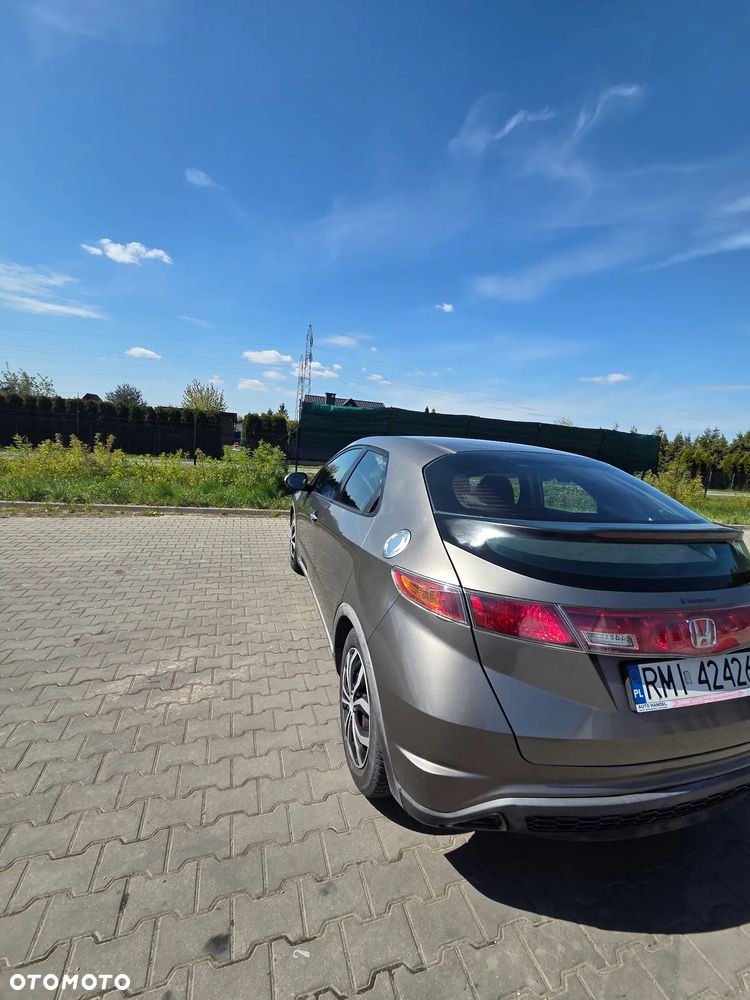 Honda Civic 1.8 Comfort - 3