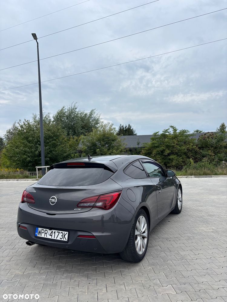 Opel Astra 1.4 Turbo - 4