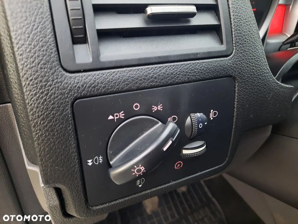 Ford Kuga 2.0 TDCi Individual FWD - 26