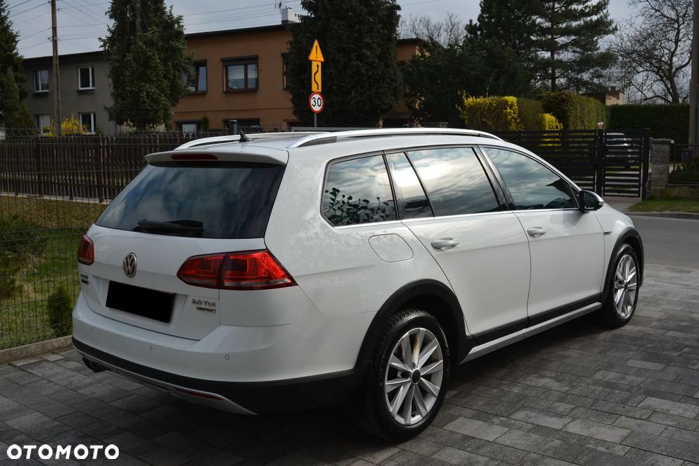Volkswagen Golf Alltrack 2.0 TDI 4Motion BlueMotion Technol - 38