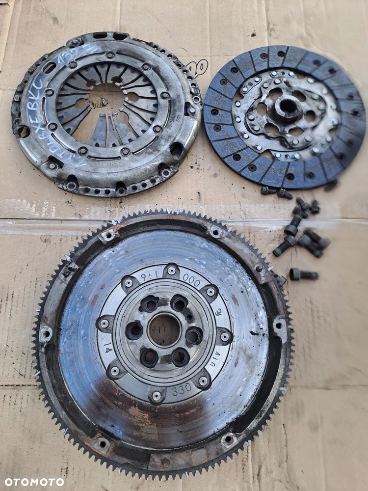 Audi Seat Skoda Volkswagen 1.9 TDi 105KM BKC BXE koło dwumasowe sprzęgło Sachs - 1