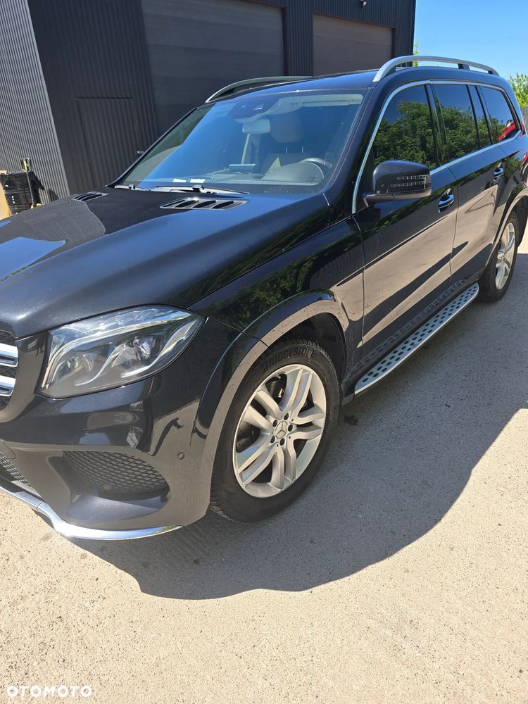 Mercedes-Benz GLS 350 d 4-Matic - 11