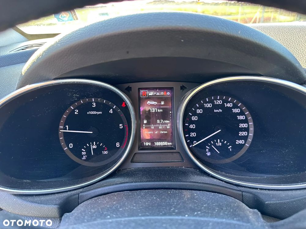 Hyundai Santa Fe - 10