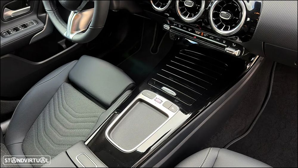 Mercedes-Benz A 250 e 8G-DCT Advanced Progressive - 12
