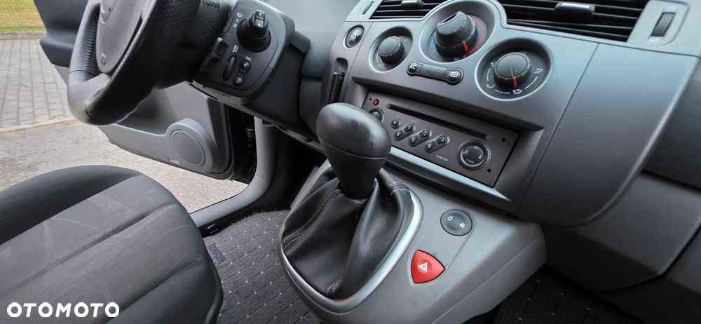 Renault Scenic - 17
