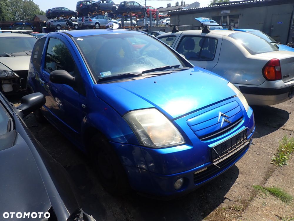 CZĘŚCI - Citroen C2 1,4 73KM 10 FST3 HB 3D 5B lakier KMH KMHC 2007r. INDEX - 10198 - 2