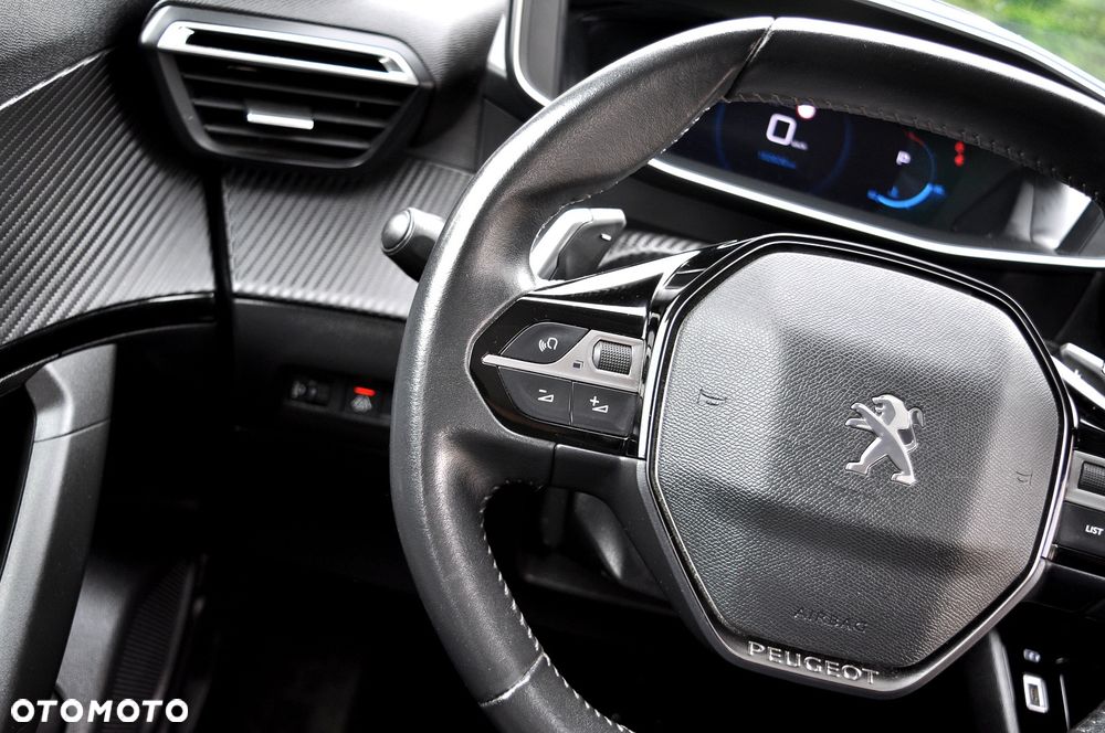 Peugeot 2008 1.5 BlueHDi Allure Pack S&S EAT8 - 24
