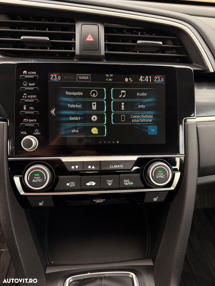 Honda Civic 1.5 VTEC Turbo Elegance Navi - 16