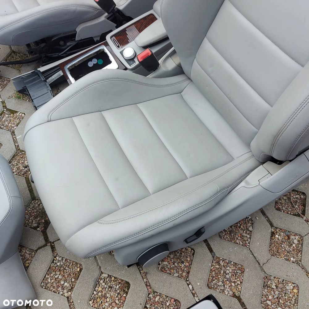 WNETRZE KOMPLETNE FOTELE KANAPA MERCEDES E W207 COUPE ORYGINAL DEMONTAZ BOCZKI DYWANY OSLONY PODLOKIETNIK - 13