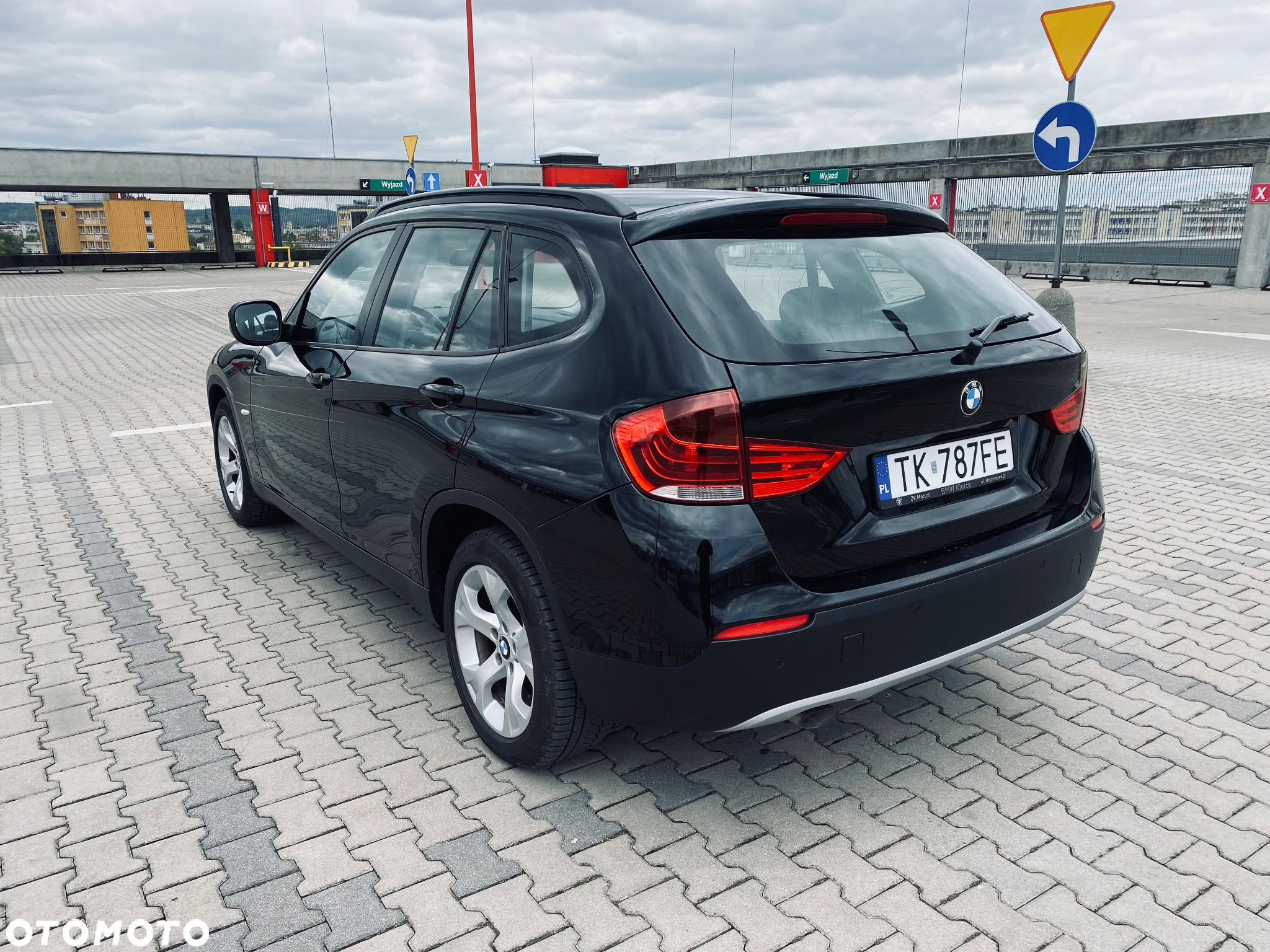 BMW X1 sDrive20d - 6