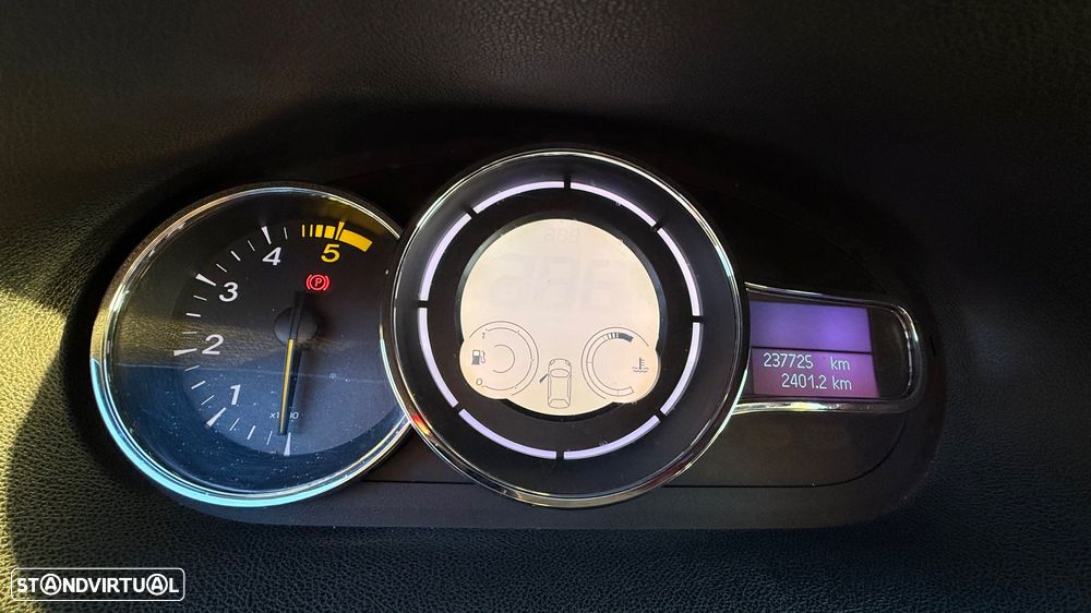 Renault Mégane 1.5 dCi Dynamique S SS - 10