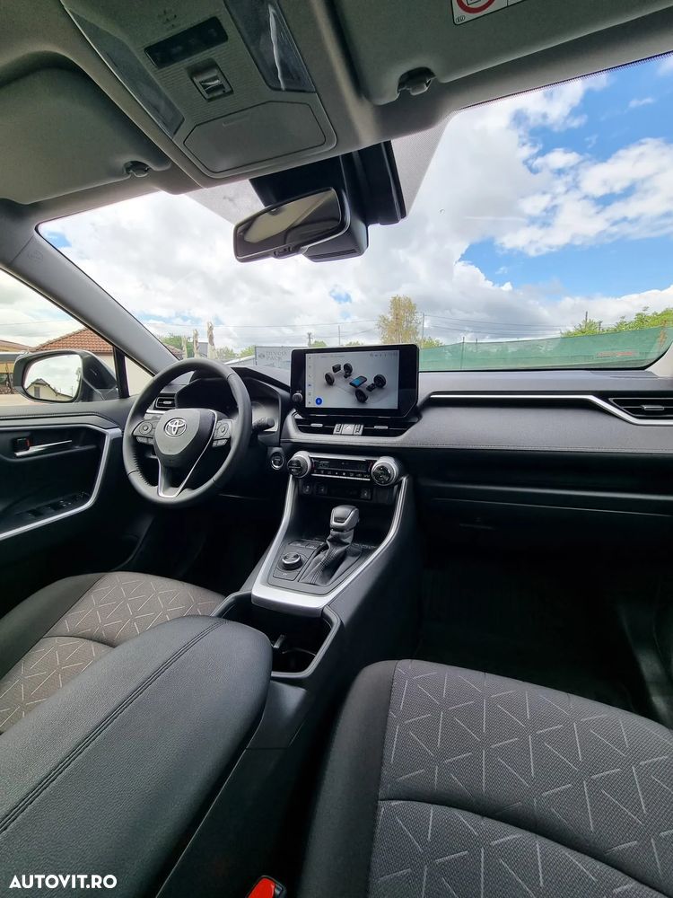 Toyota RAV4 - 16
