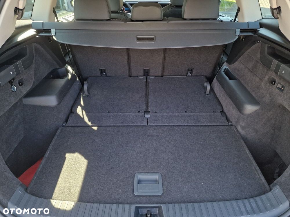 Volkswagen Tayron 2.0 TDI SCR 4Mot Elegance DSG - 15