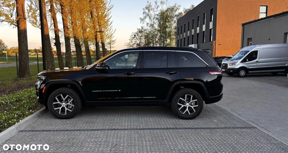 Jeep Grand Cherokee - 2