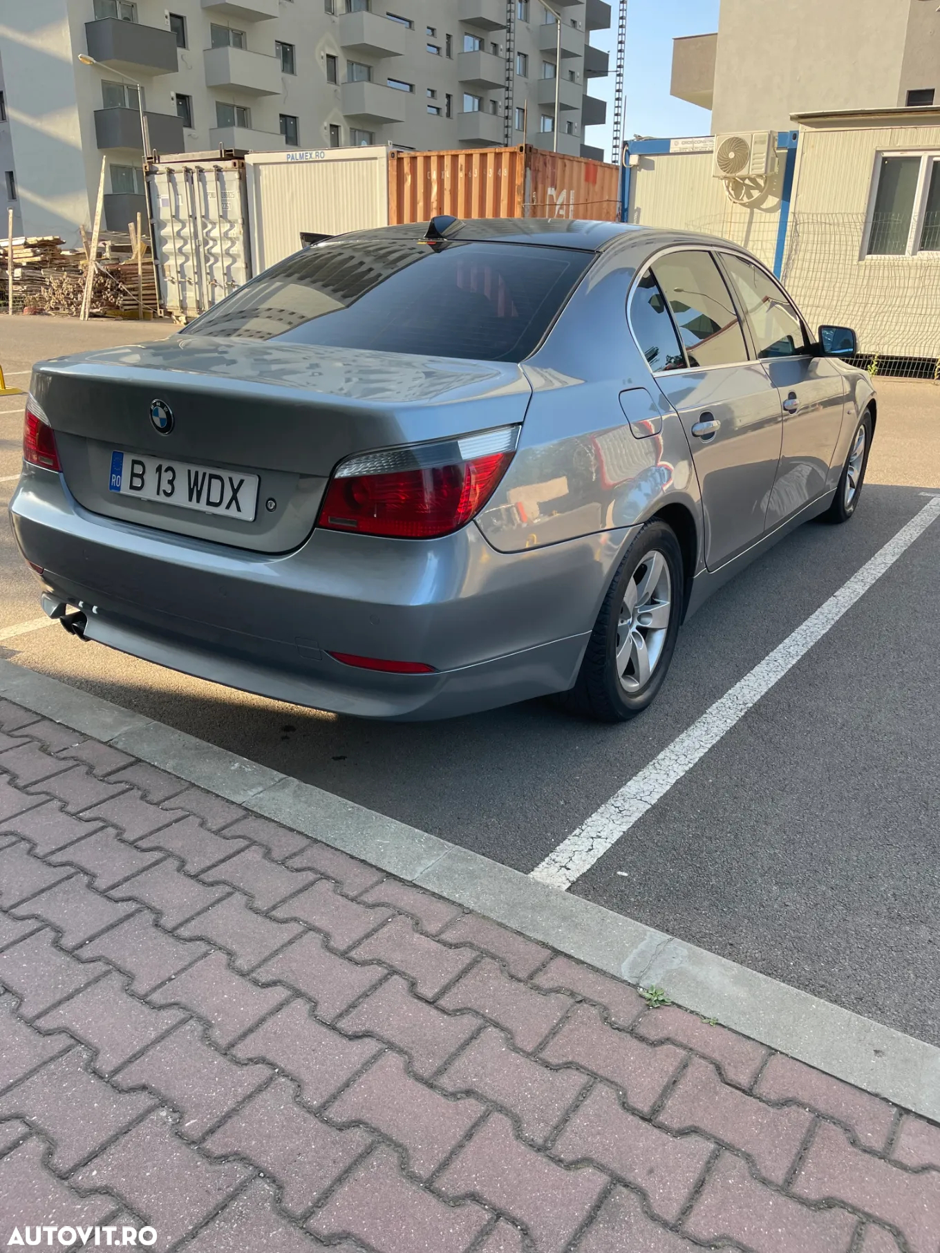 BMW Seria 5 520i - 2